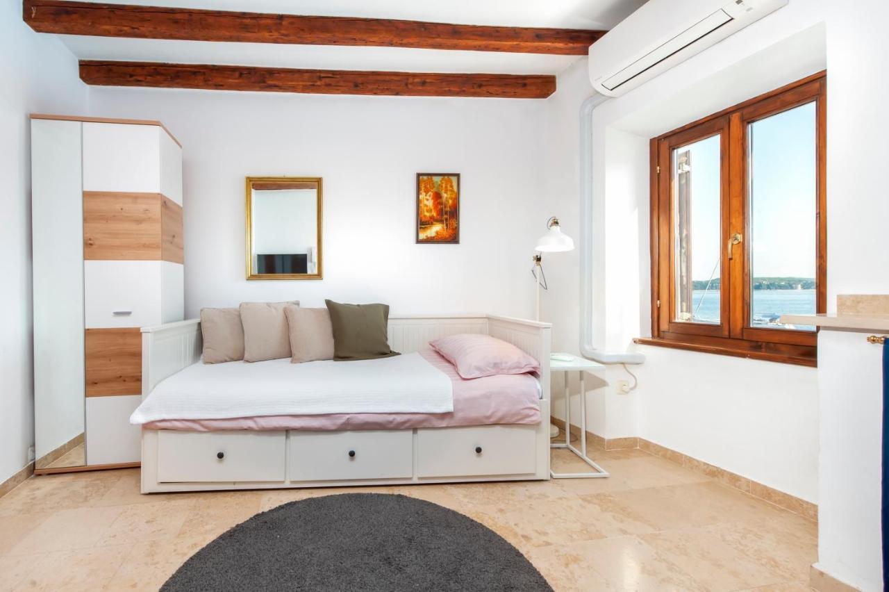 Revera Rooms Rovinj Eksteriør bilde